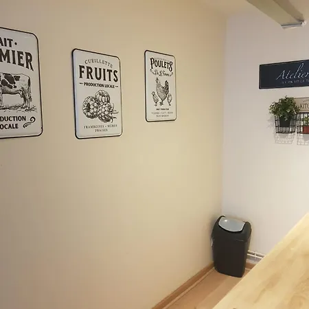 Duplex A La Gare Du Mans Bed & Breakfast