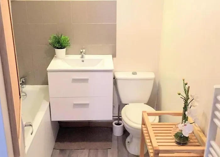 Duplex A La Gare Du Mans * 르망