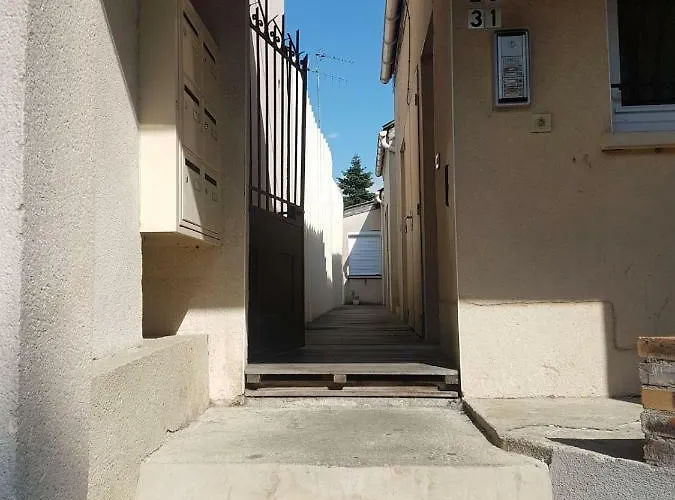 住宿加早餐酒店 Duplex A La Gare Du Mans 勒芒